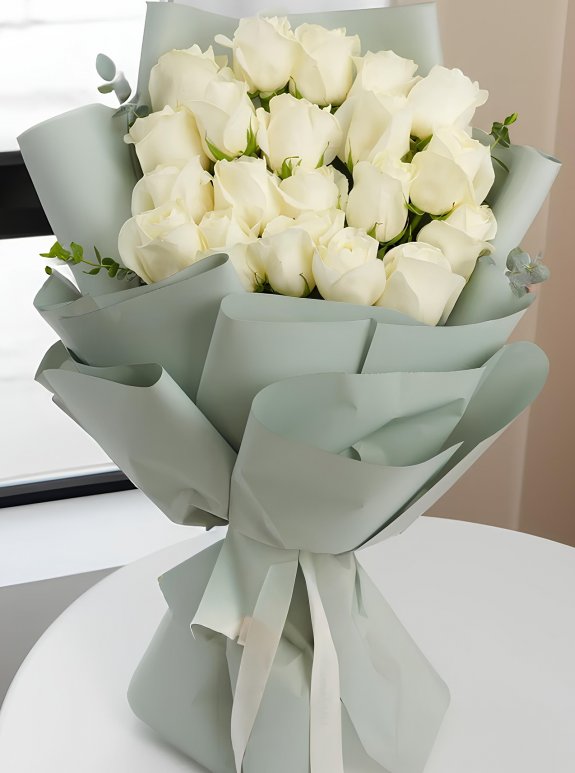 20 İthal Beyaz Gül Buketi